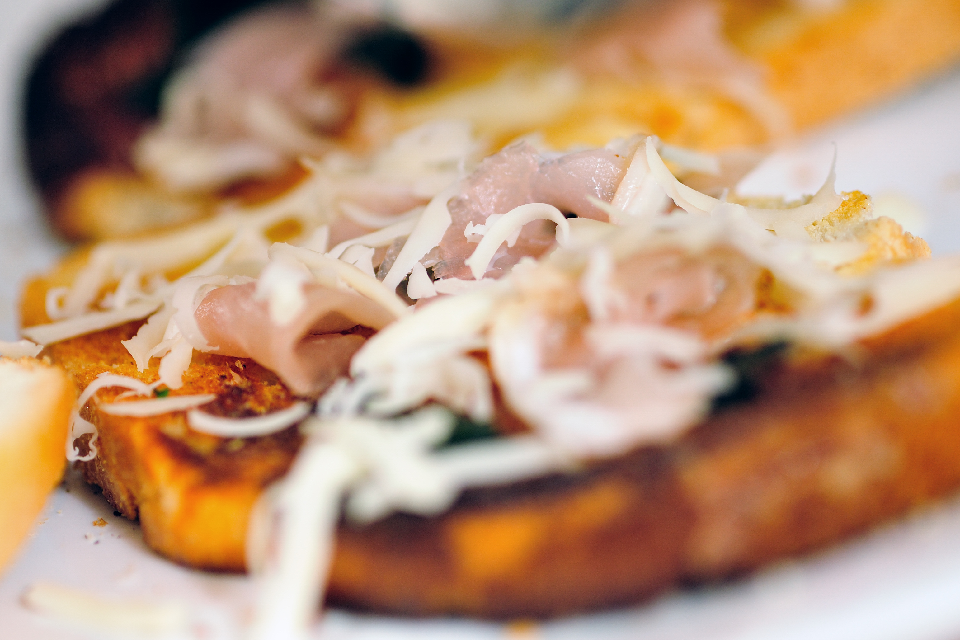 Razvan Anton bruschete