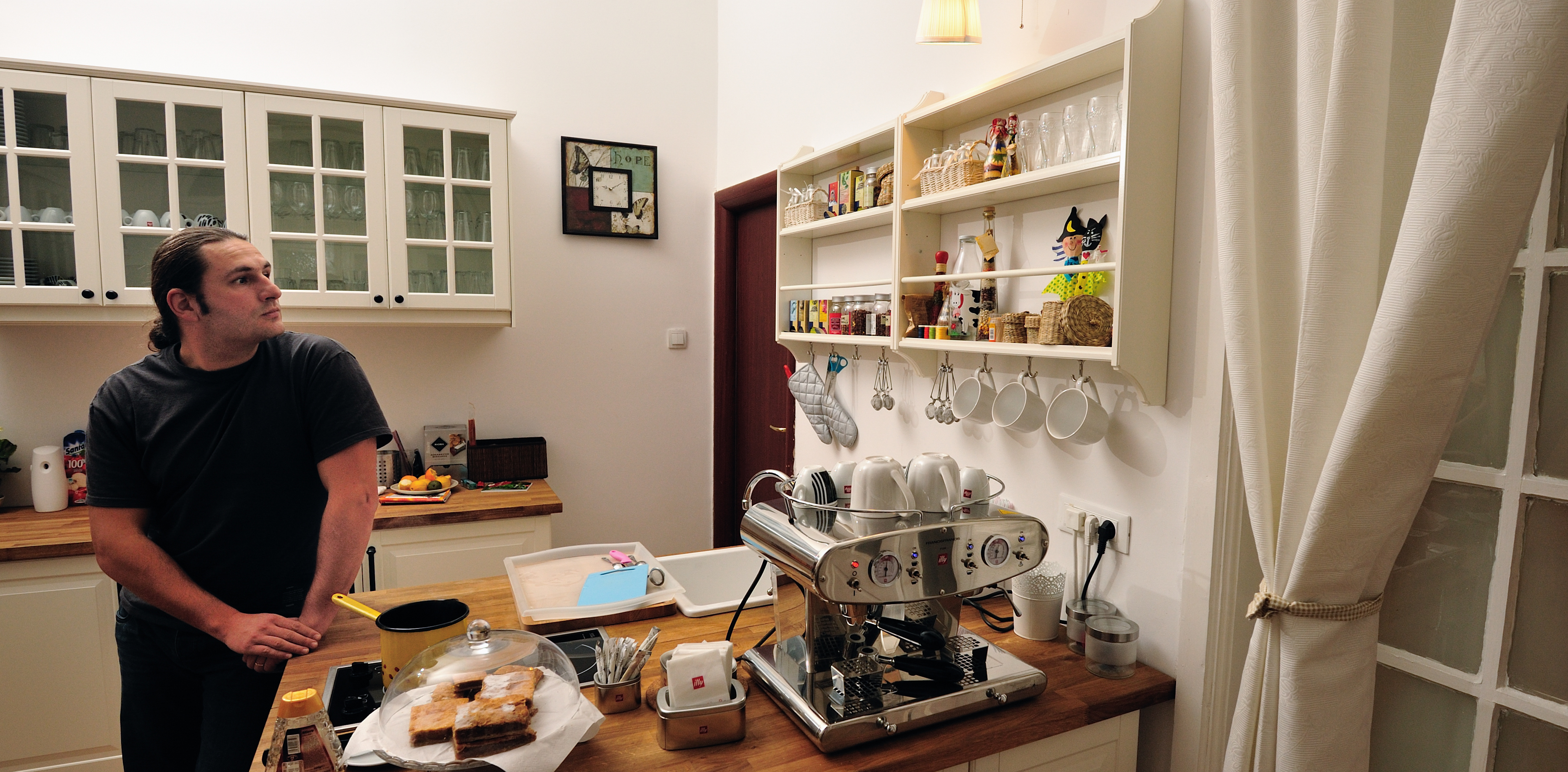 Razvan Anton - Social cooking @ UNA