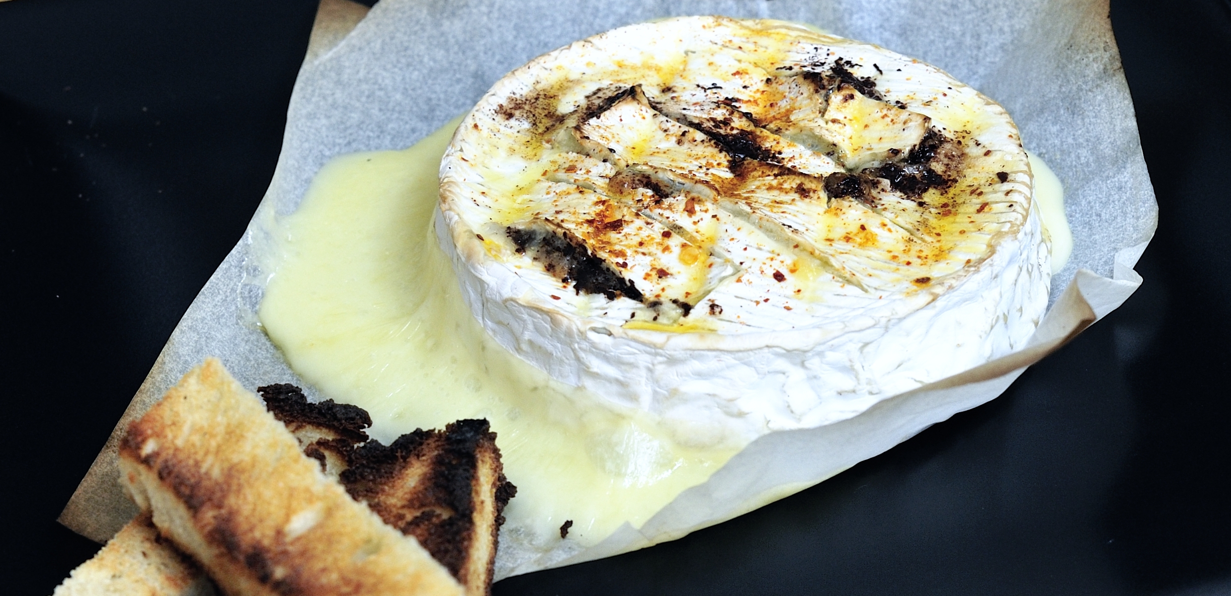 Camembert copt cu ciocolata