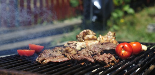 Razvan Anton - pulpe de pui umplute si pastrama de capra